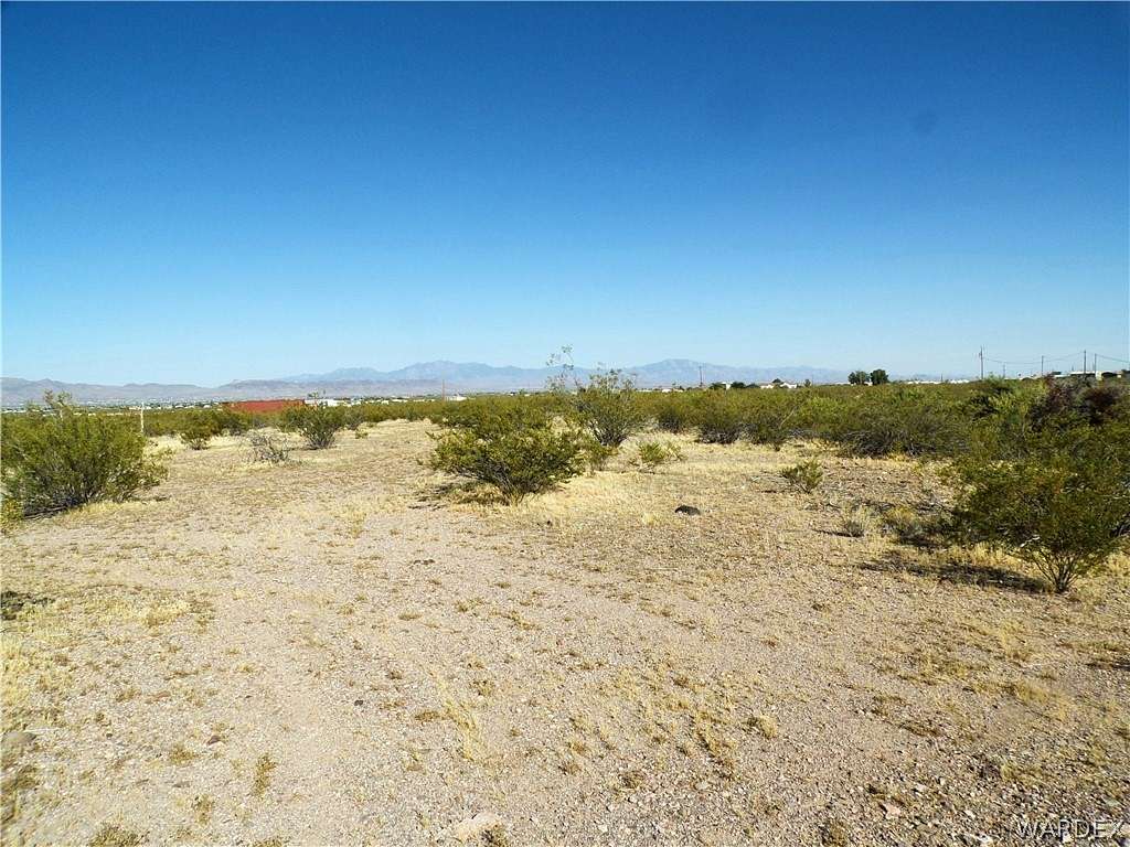 2.35 Acres of Land for Sale in Golden Valley, Arizona