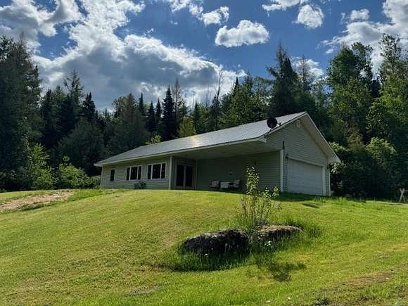 4.3 Acres of Residential Land with Home for Sale in Hardwick, Vermont