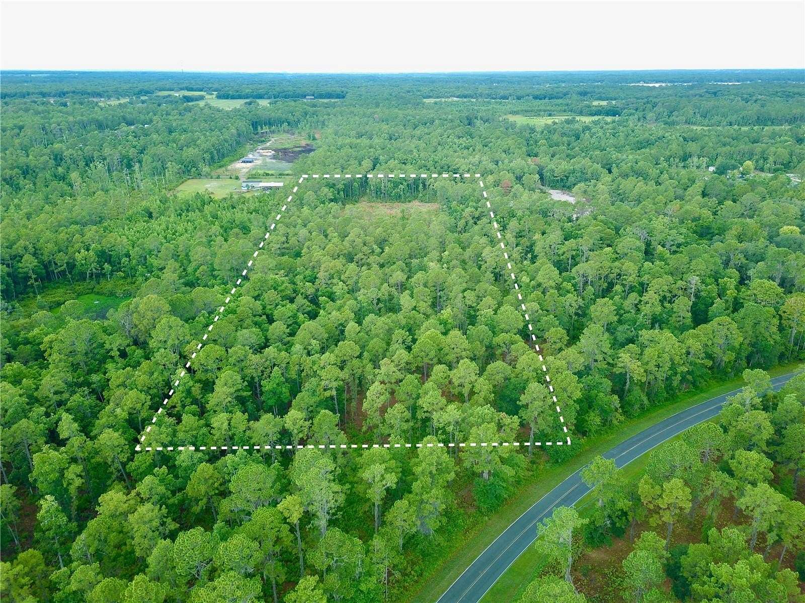 13.83 Acres of Land for Sale in Crescent City, Florida