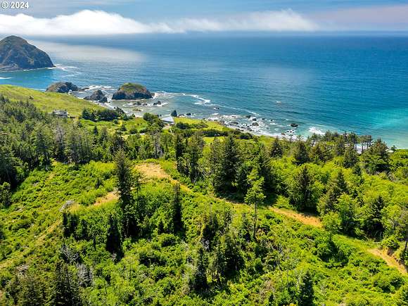 65 Acres of Recreational Land for Sale in Gold Beach, Oregon