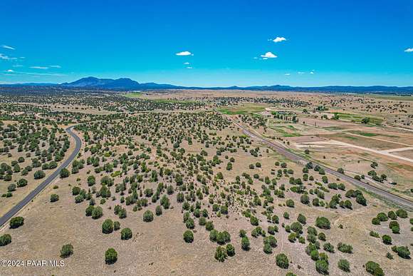 10.42 Acres of Land for Sale in Prescott, Arizona