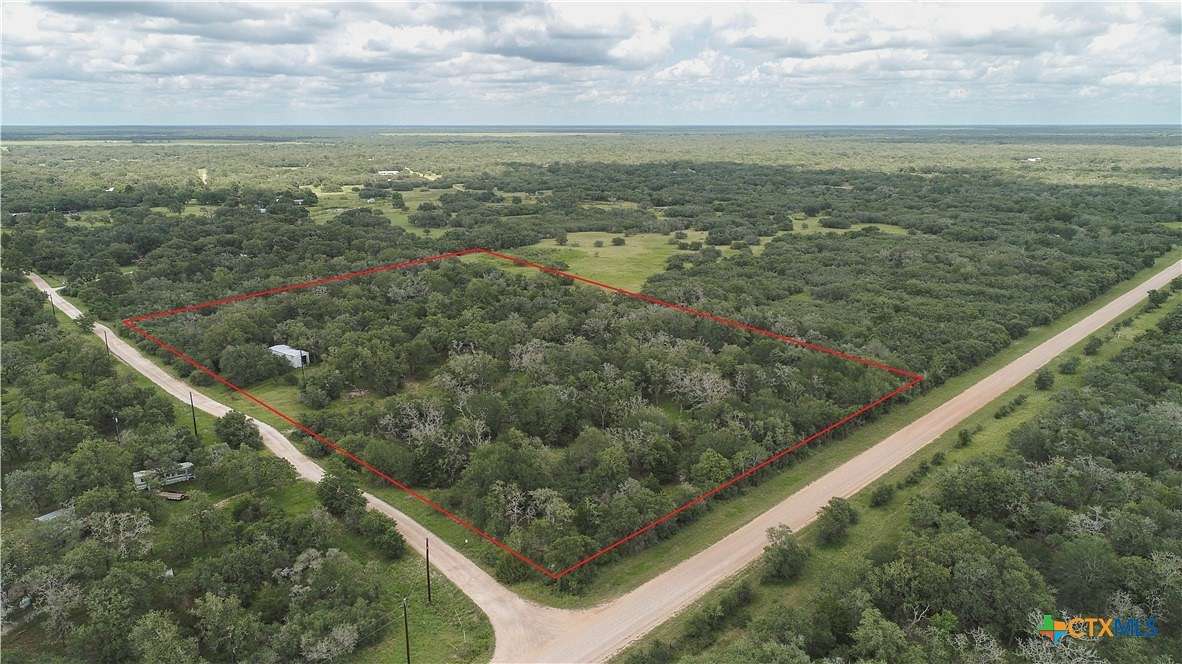 10.88 Acres of Improved Recreational Land for Sale in Hallettsville, Texas