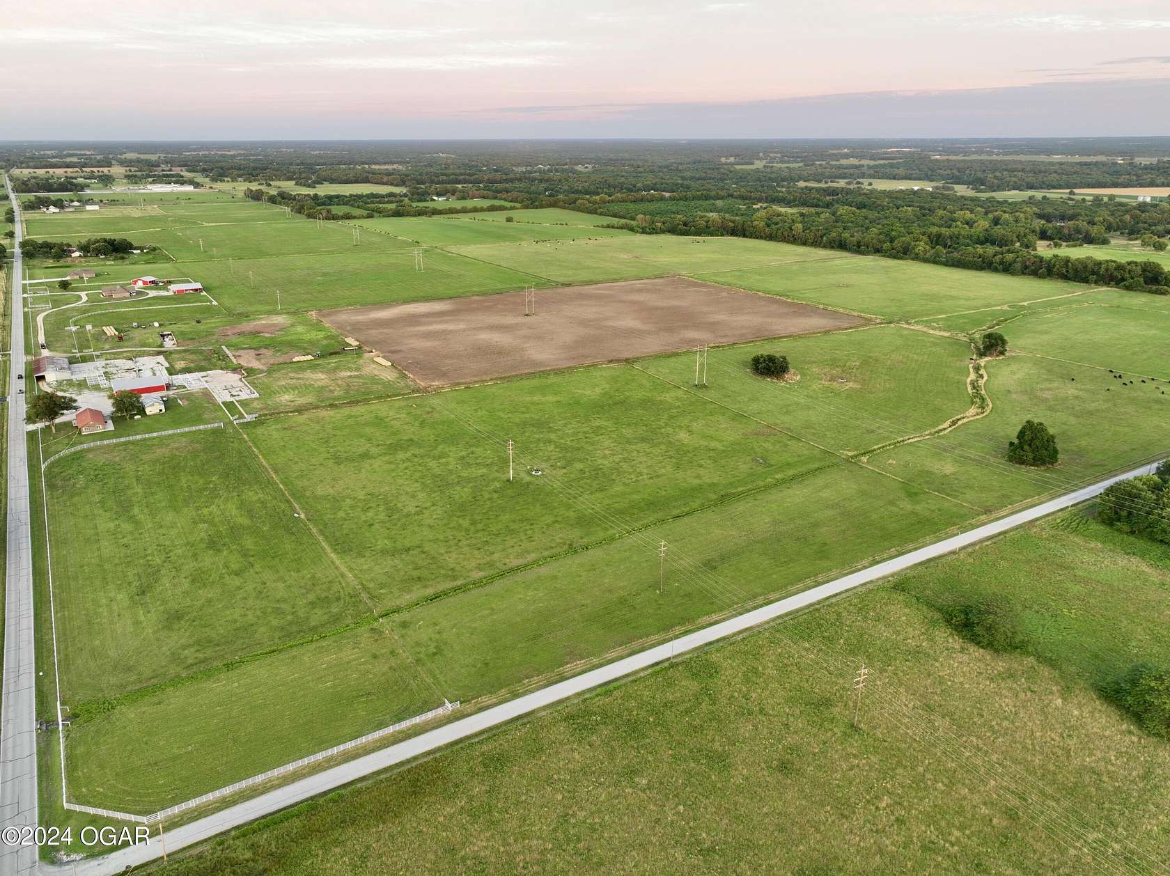 189 Acres of Improved Land for Sale in Carthage, Missouri