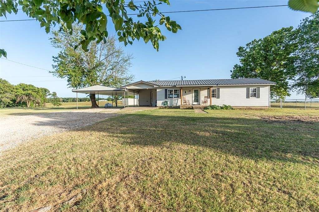 10 Acres of Land with Home for Sale in Paden, Oklahoma