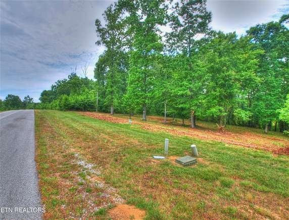 1.93 Acres of Residential Land for Sale in Rockwood, Tennessee