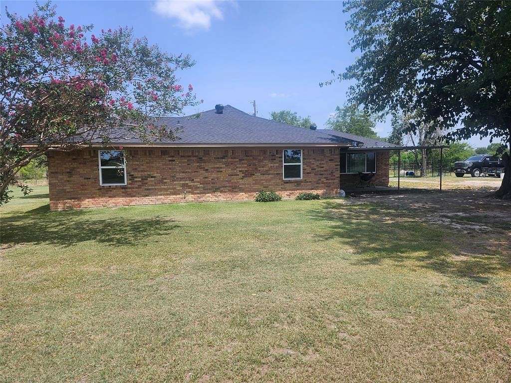 2.13 Acres of Residential Land with Home for Sale in Royse City, Texas