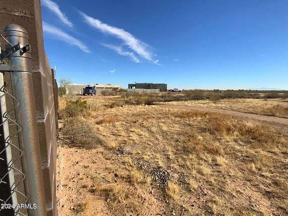 1 Acre of Residential Land for Sale in Wittmann, Arizona