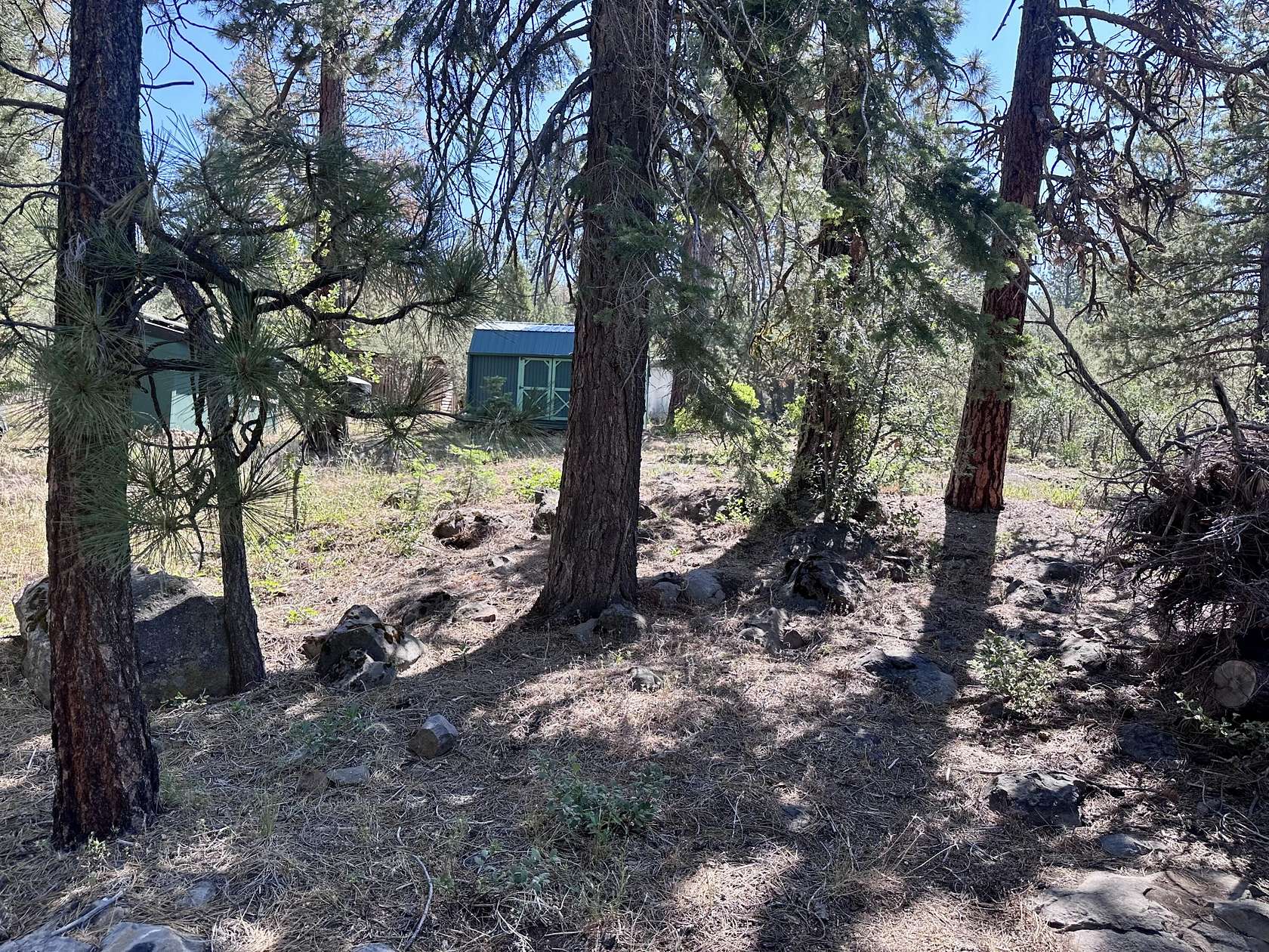 1.96 Acres of Residential Land for Sale in Bonanza, Oregon