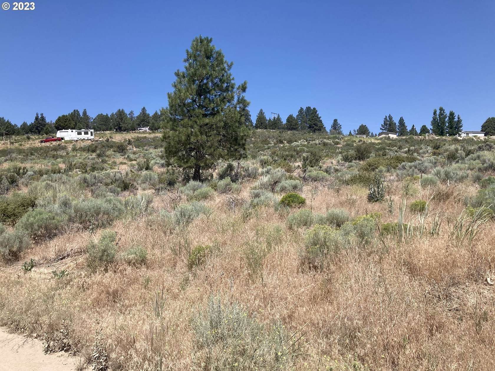 1.7 Acres of Residential Land for Sale in Sprague River, Oregon