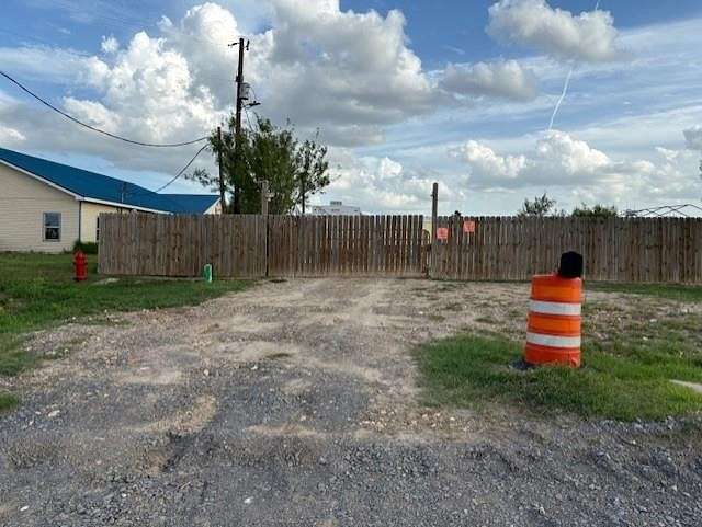 0.444 Acres of Residential Land for Sale in Laredo, Texas