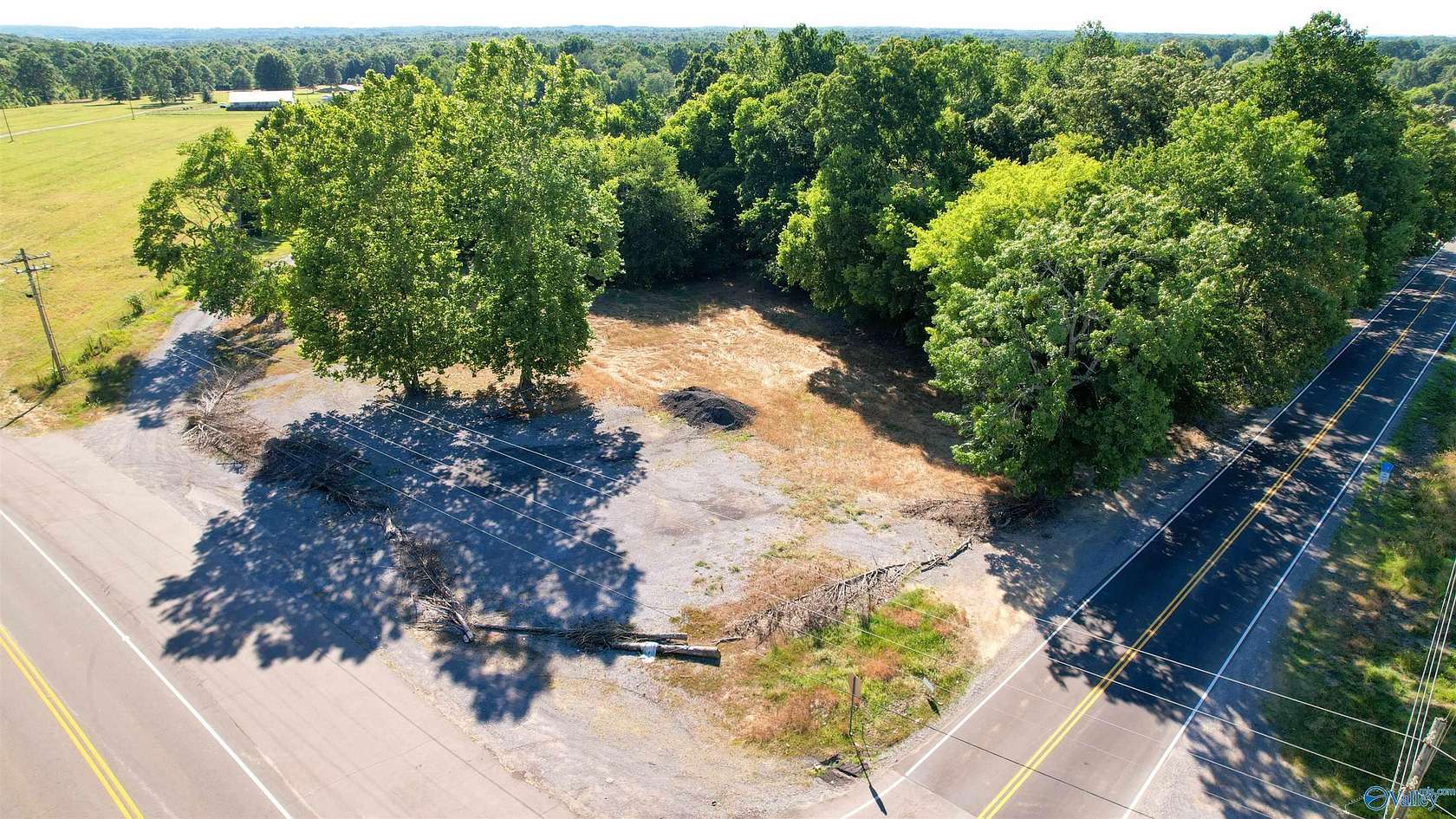 0.5 Acres of Commercial Land for Sale in Flat Rock, Alabama