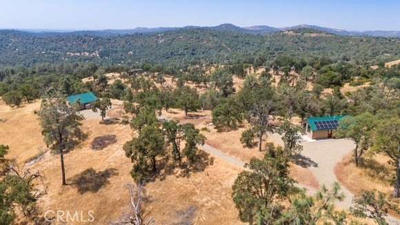 34 Acres of Recreational Land with Home for Sale in Mariposa, California