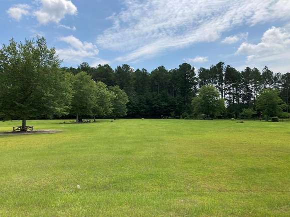 1.5 Acres of Residential Land for Sale in Nicholls, Georgia