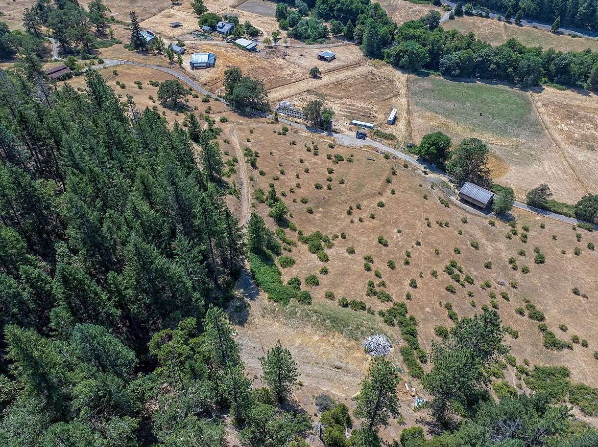 10.21 Acres of Land for Sale in Applegate, Oregon