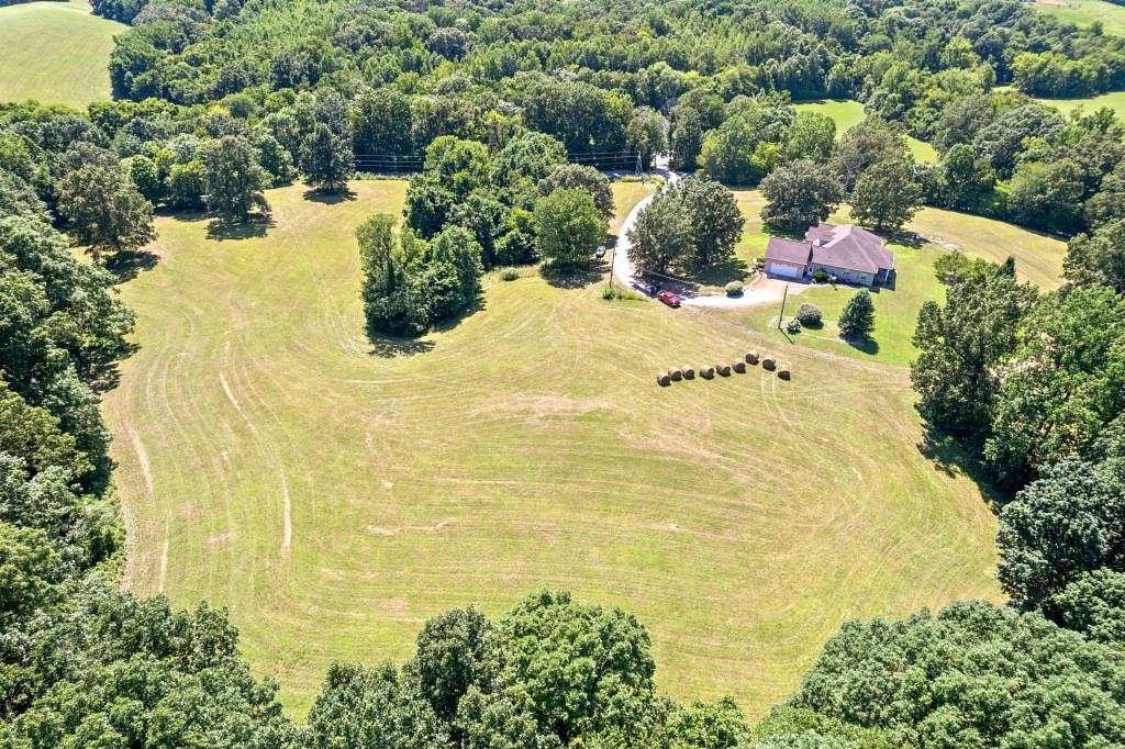 15.46 Acres of Land with Home for Sale in Clarksville, Tennessee