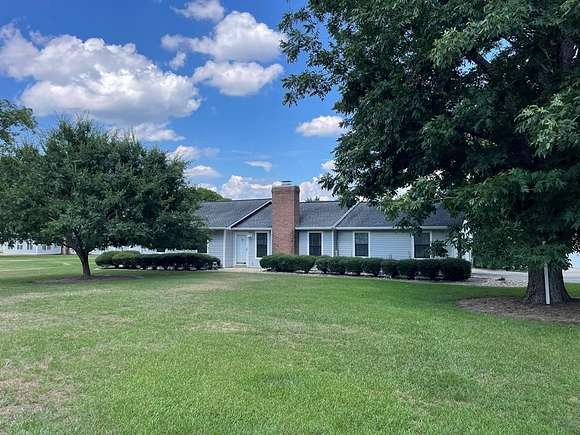 3.4 Acres of Residential Land with Home for Sale in Vidalia, Georgia