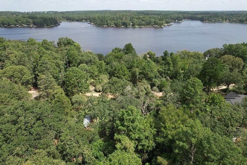 0.65 Acres of Residential Land for Sale in Crockett, Texas