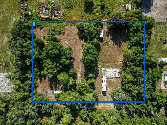 1.6 Acres of Residential Land for Sale in Umatilla, Florida