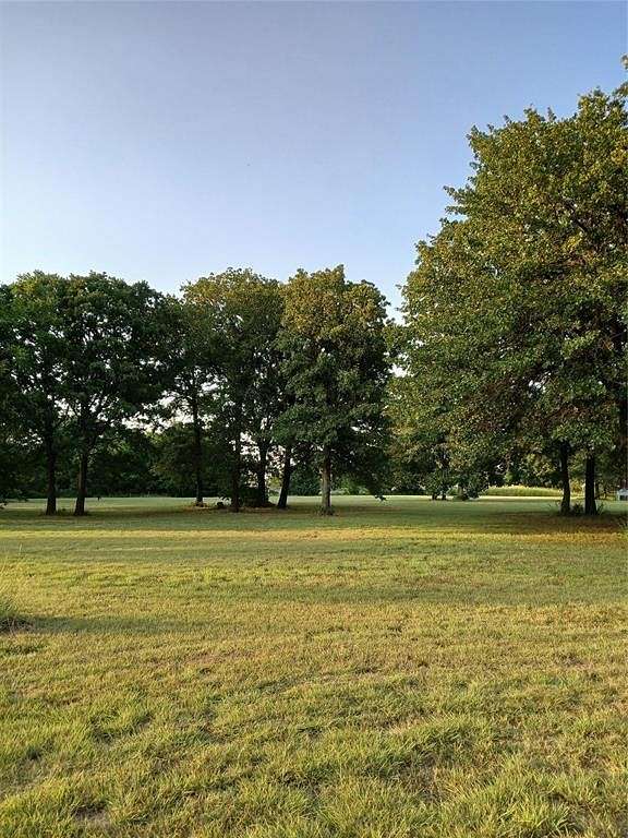 1.17 Acres of Residential Land for Sale in Pauls Valley, Oklahoma