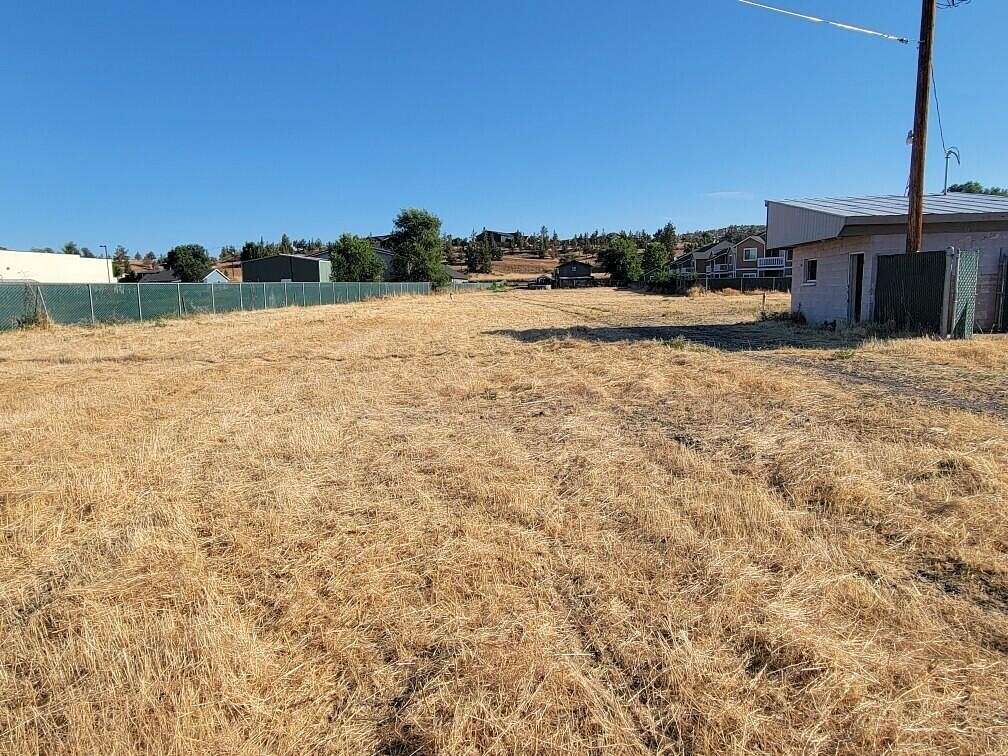 2.2 Acres of Commercial Land for Sale in Prineville, Oregon