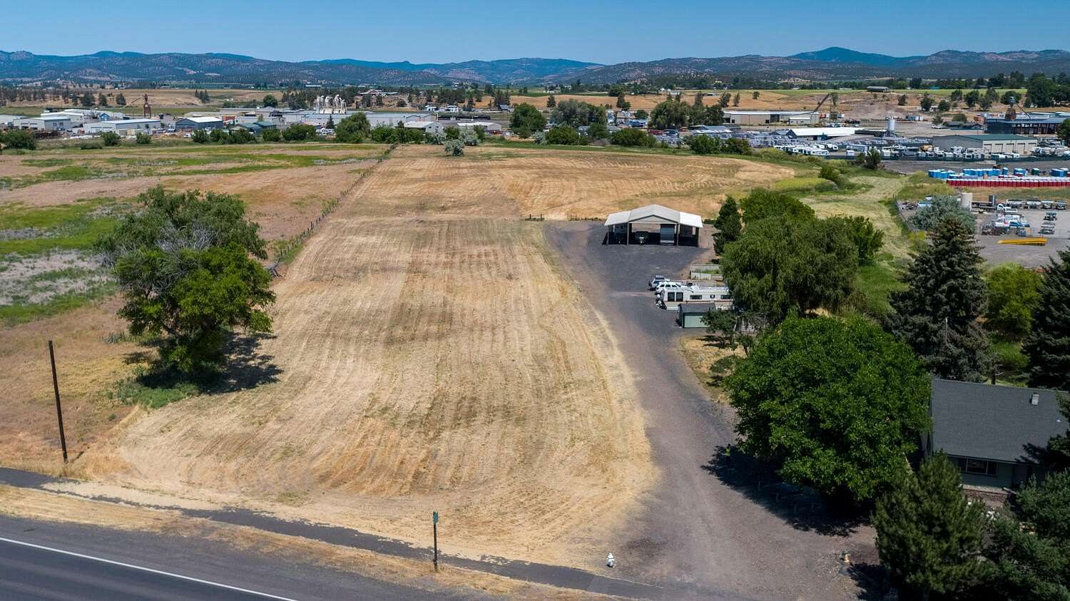 13 Acres of Mixed-Use Land for Sale in Prineville, Oregon