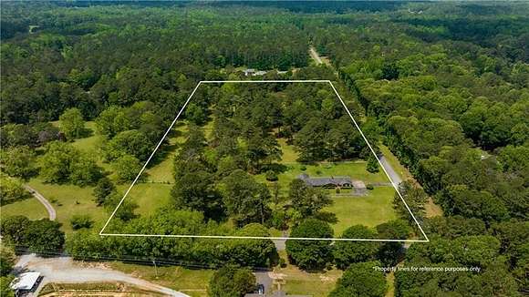 10.51 Acres of Land with Home for Sale in Sharpsburg, Georgia