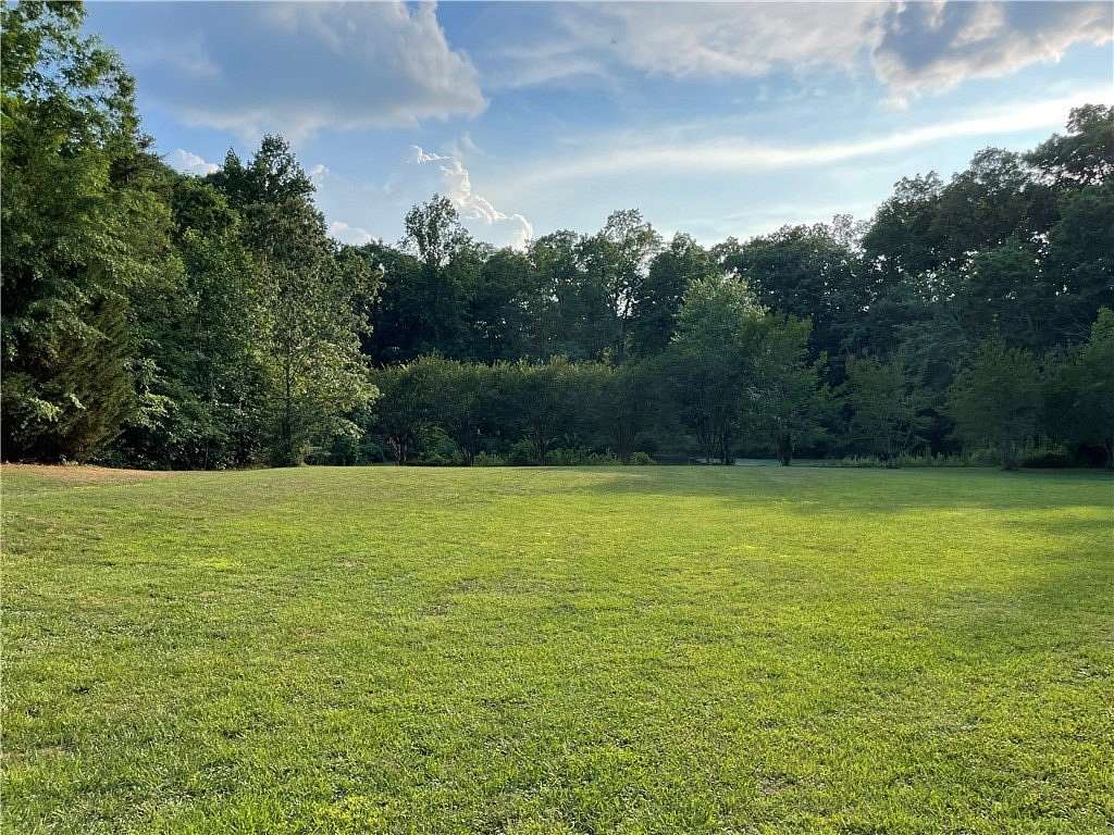 9.63 Acres of Improved Land for Sale in Seneca, South Carolina