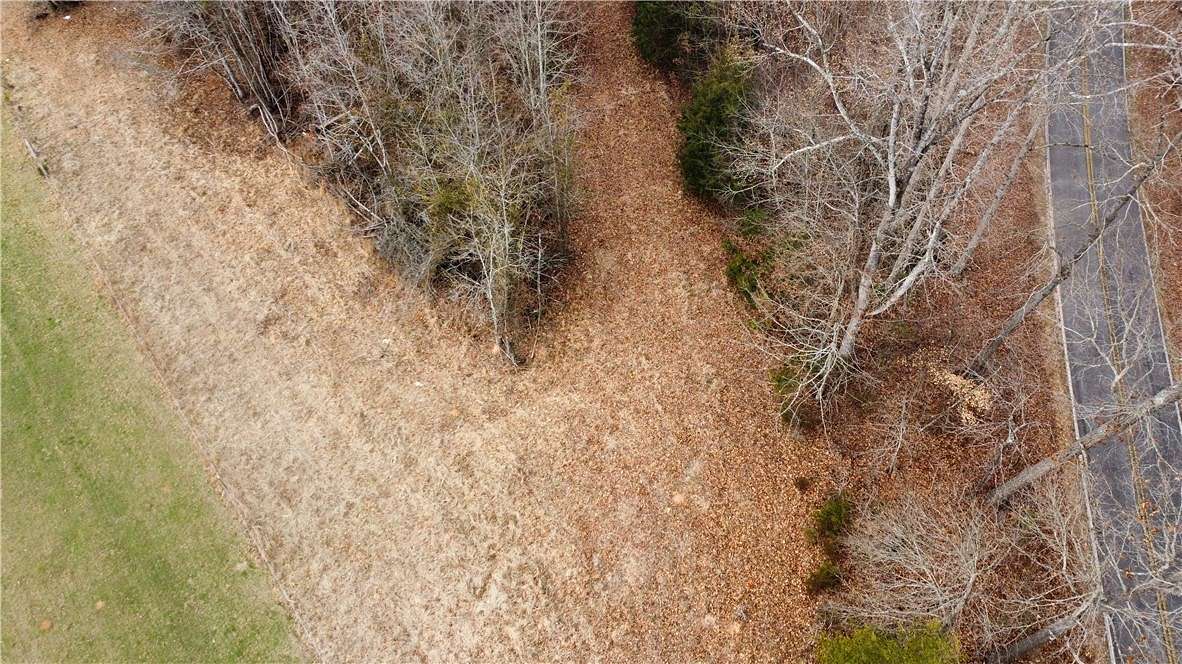 1.19 Acres of Residential Land for Sale in Iva, South Carolina