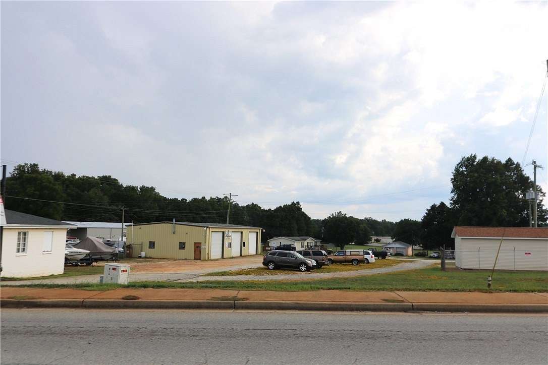 5.32 Acres of Commercial Land for Sale in Anderson, South Carolina