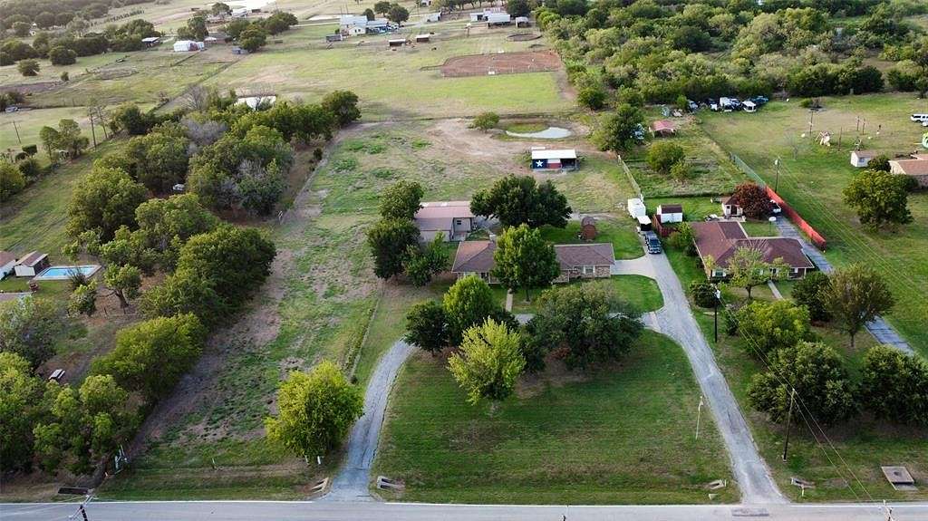 3 Acres of Residential Land with Home for Sale in Denton, Texas