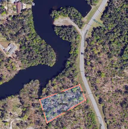Overhead lot view of property.