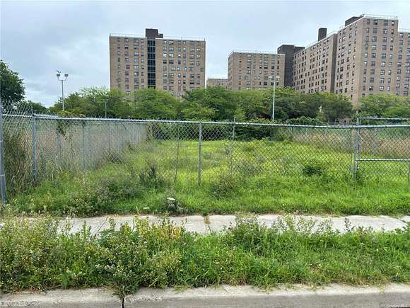 0.04 Acres of Commercial Land for Sale in Far Rockaway, New York
