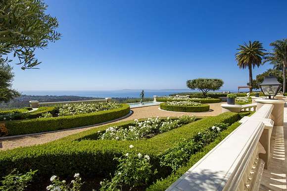 43.2 Acres of Land with Home for Sale in Montecito, California