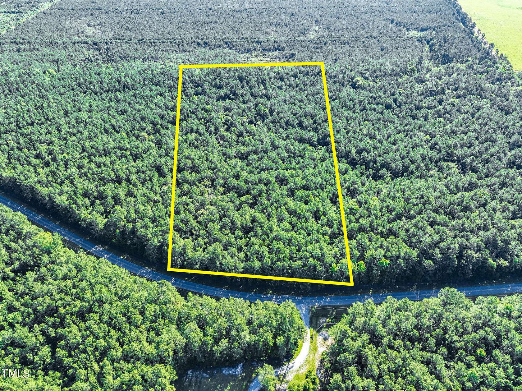 8.16 Acres of Residential Land for Sale in Grimesland, North Carolina