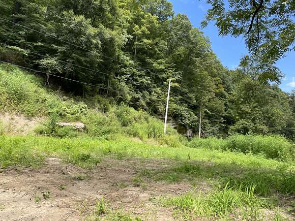 35 Acres of Land for Sale in Stinnett, Kentucky