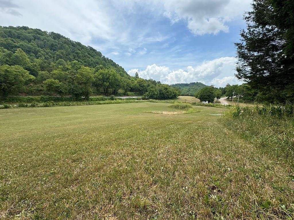 19.9 Acres of Land for Sale in Buffalo Valley, Tennessee