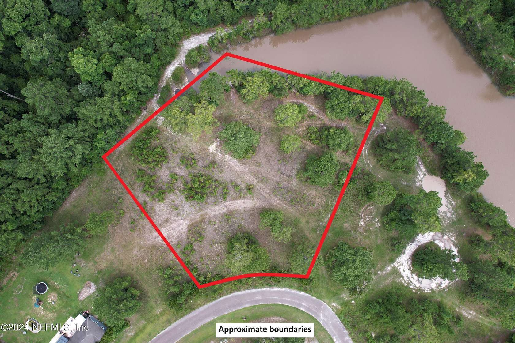 1.35 Acres of Residential Land for Sale in Hollister, Florida