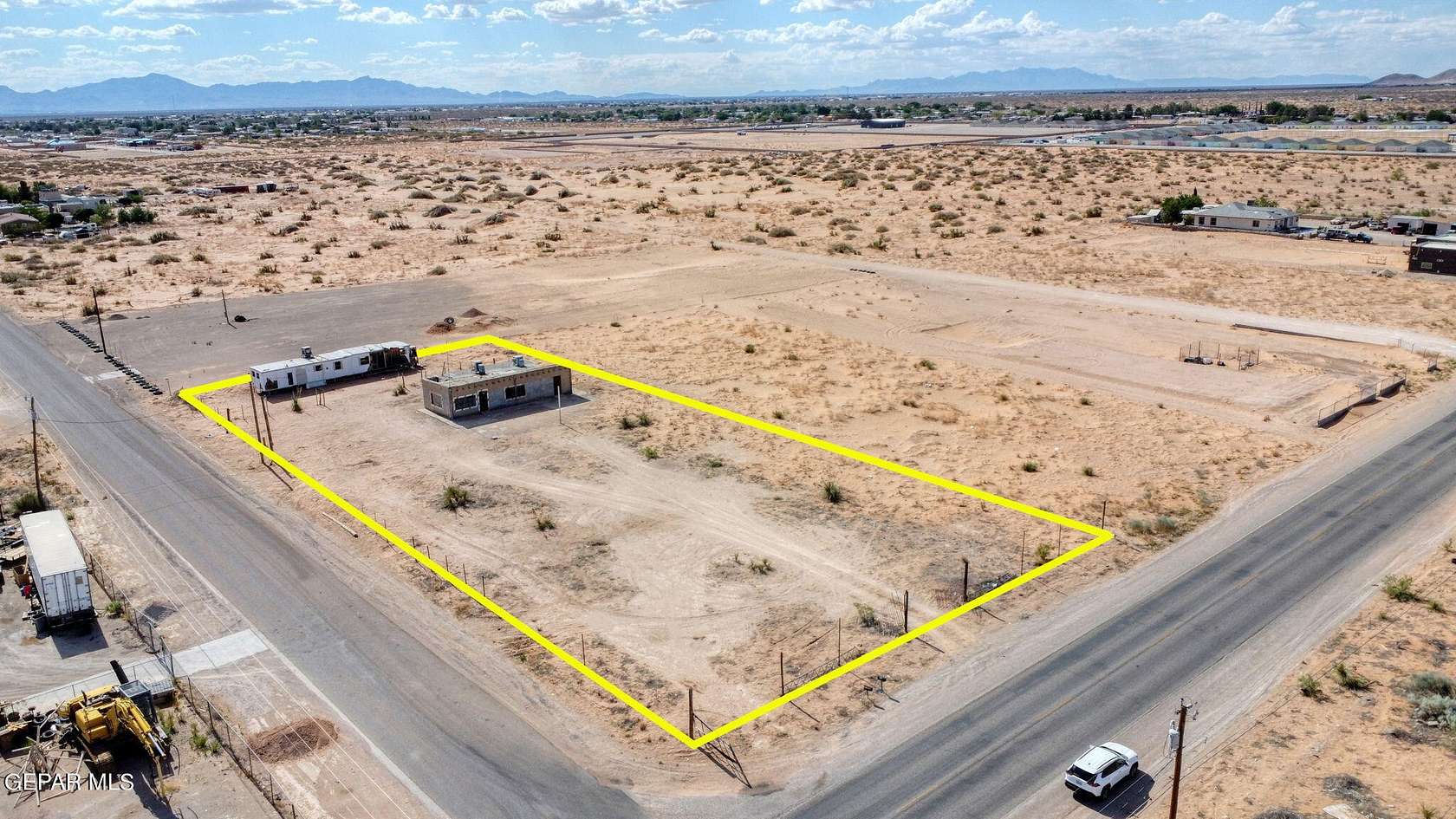 1.02 Acres of Mixed-Use Land for Sale in El Paso, Texas