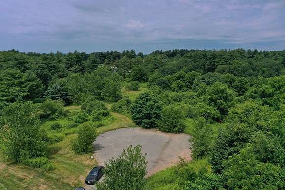 29.12 Acres of Land for Sale in East Longmeadow, Massachusetts