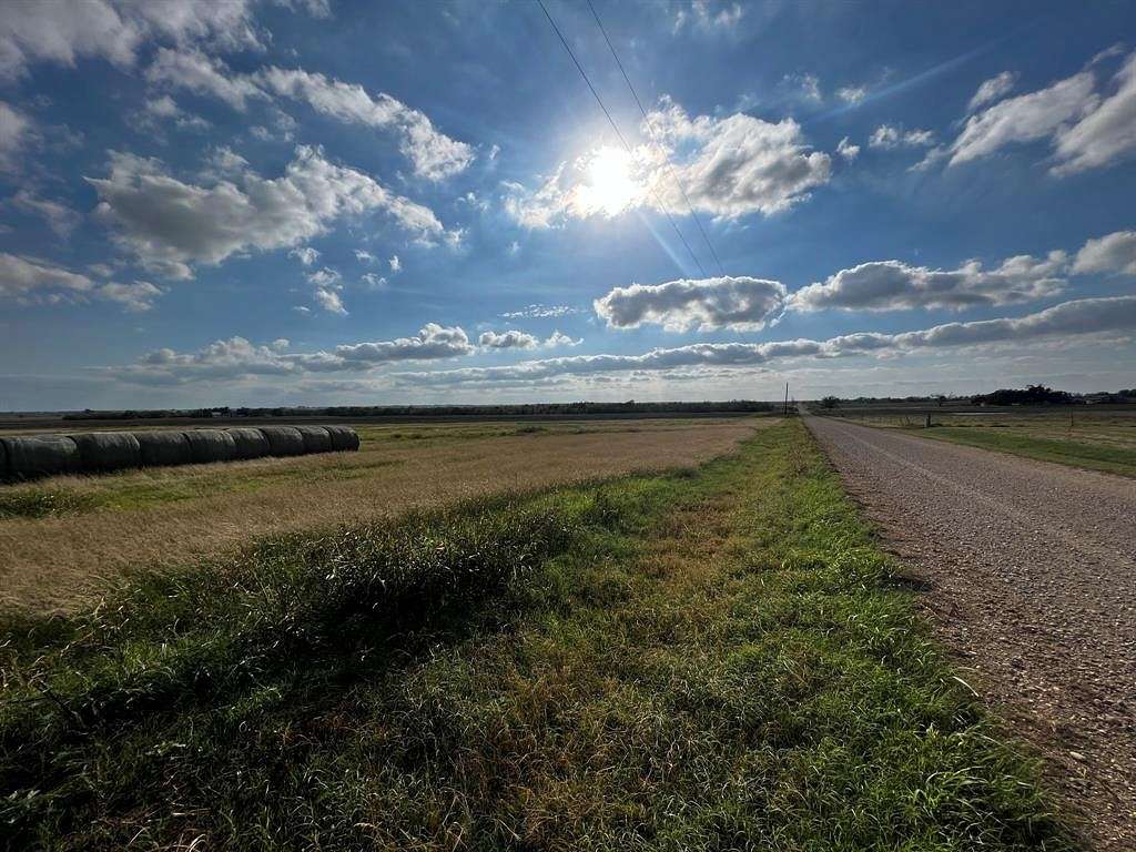 199.82 Acres of Improved Recreational Land & Farm for Sale in Thorndale, Texas