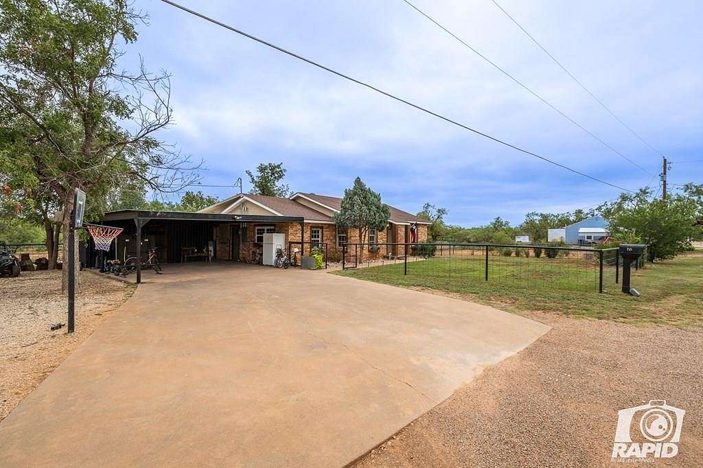 10.855 Acres of Land with Home for Sale in Bronte, Texas