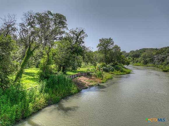 1 Acre of Land for Sale in Seguin, Texas