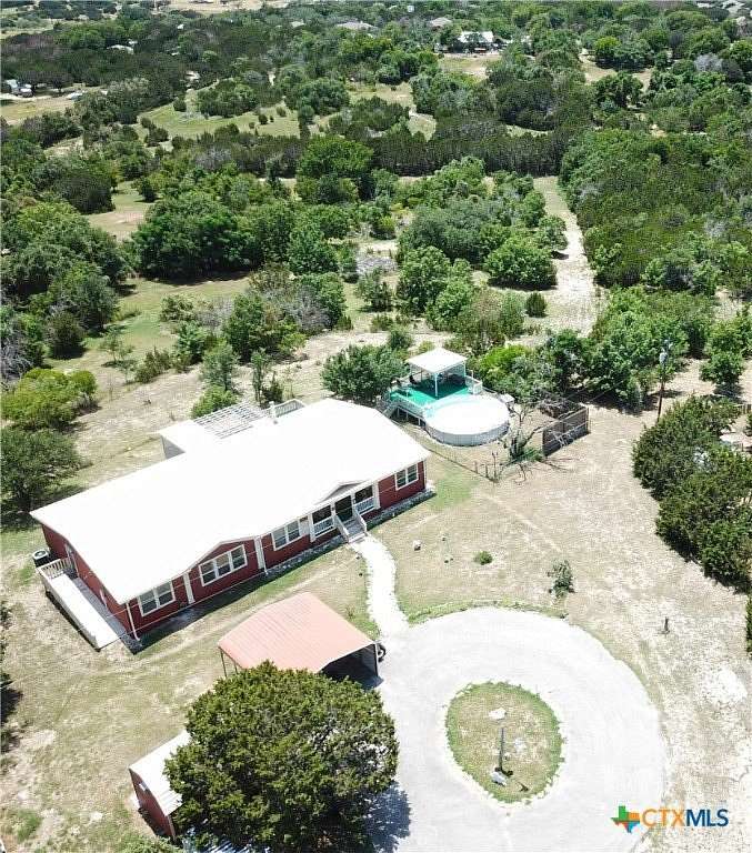 5 Acres of Residential Land with Home for Sale in Kempner, Texas