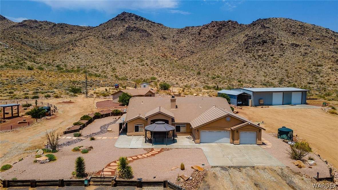 6.91 Acres of Residential Land with Home for Sale in Kingman, Arizona