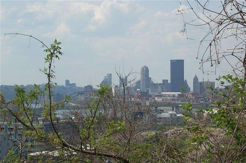 0.17 Acres of Residential Land for Sale in Pittsburgh, Pennsylvania
