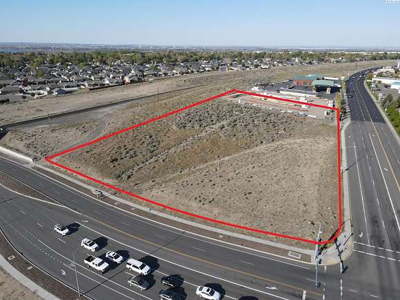 4.26 Acres of Commercial Land for Sale in Kennewick, Washington