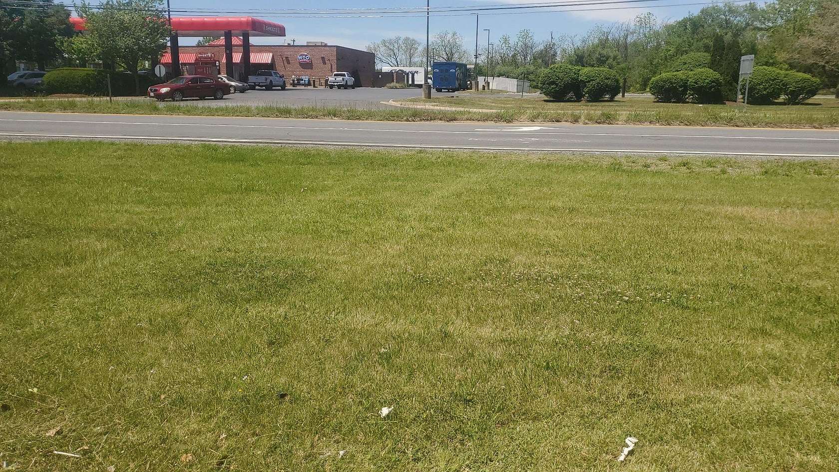 2 Acres of Commercial Land for Sale in Boyce, Virginia