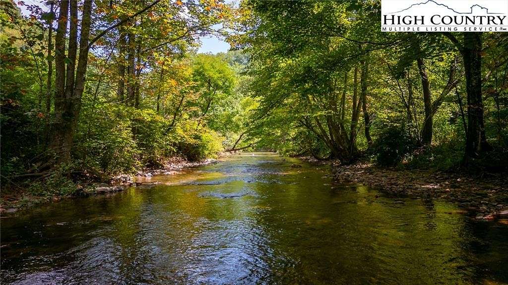 10.856 Acres of Recreational Land for Sale in Grassy Creek, North Carolina