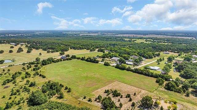 1.694 Acres of Residential Land for Sale in Ardmore, Oklahoma