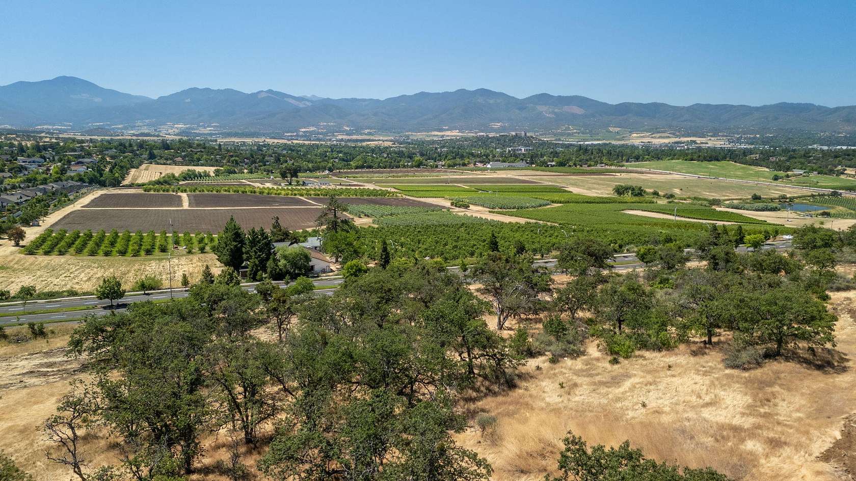 35.47 Acres of Land for Sale in Medford, Oregon